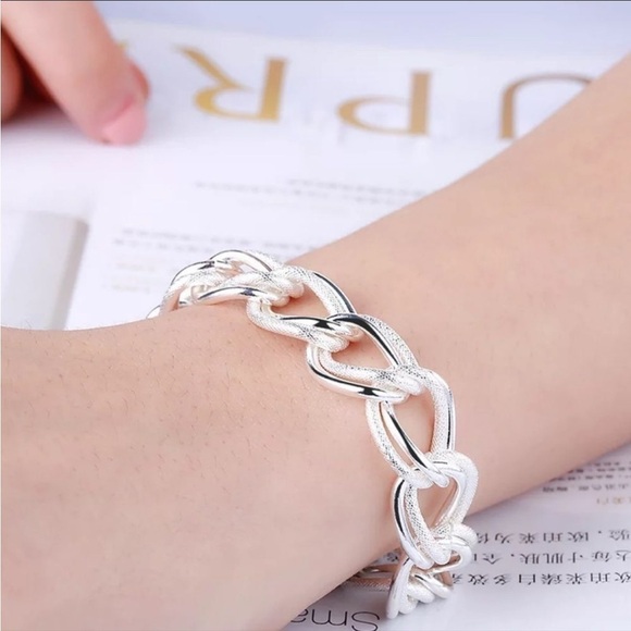 NEW Sterling Silver Double Link Textured Chain Bracelet HP🎉 - Picture 3 of 7